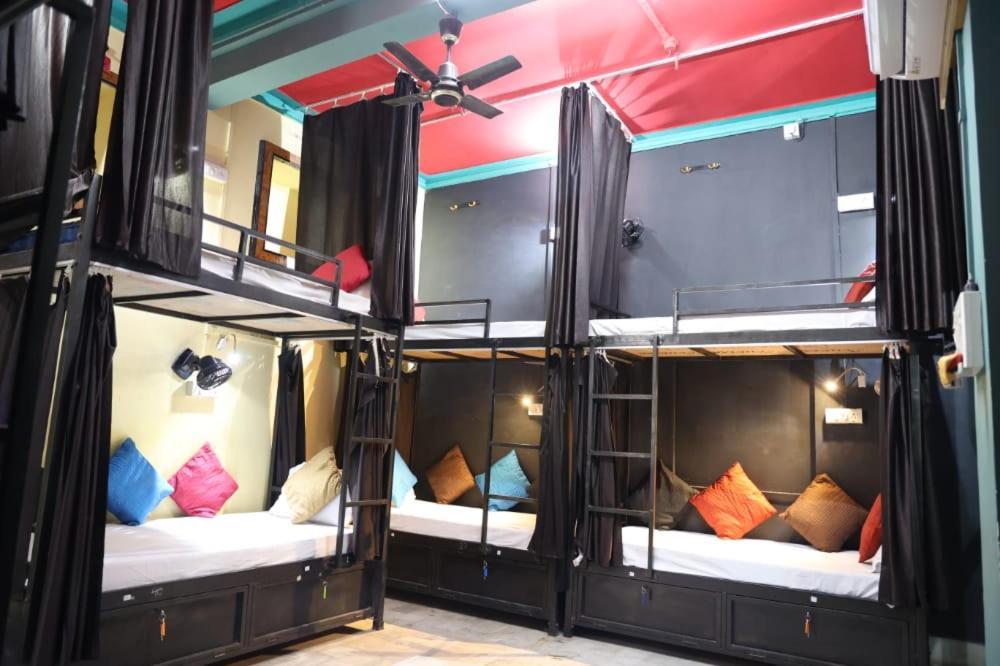 Хостел Santkripa Backpackers 400 Mtr From Railway Station Джодхпур Екстер'єр фото