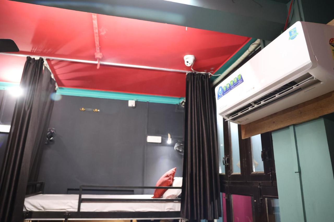 Хостел Santkripa Backpackers 400 Mtr From Railway Station Джодхпур Екстер'єр фото