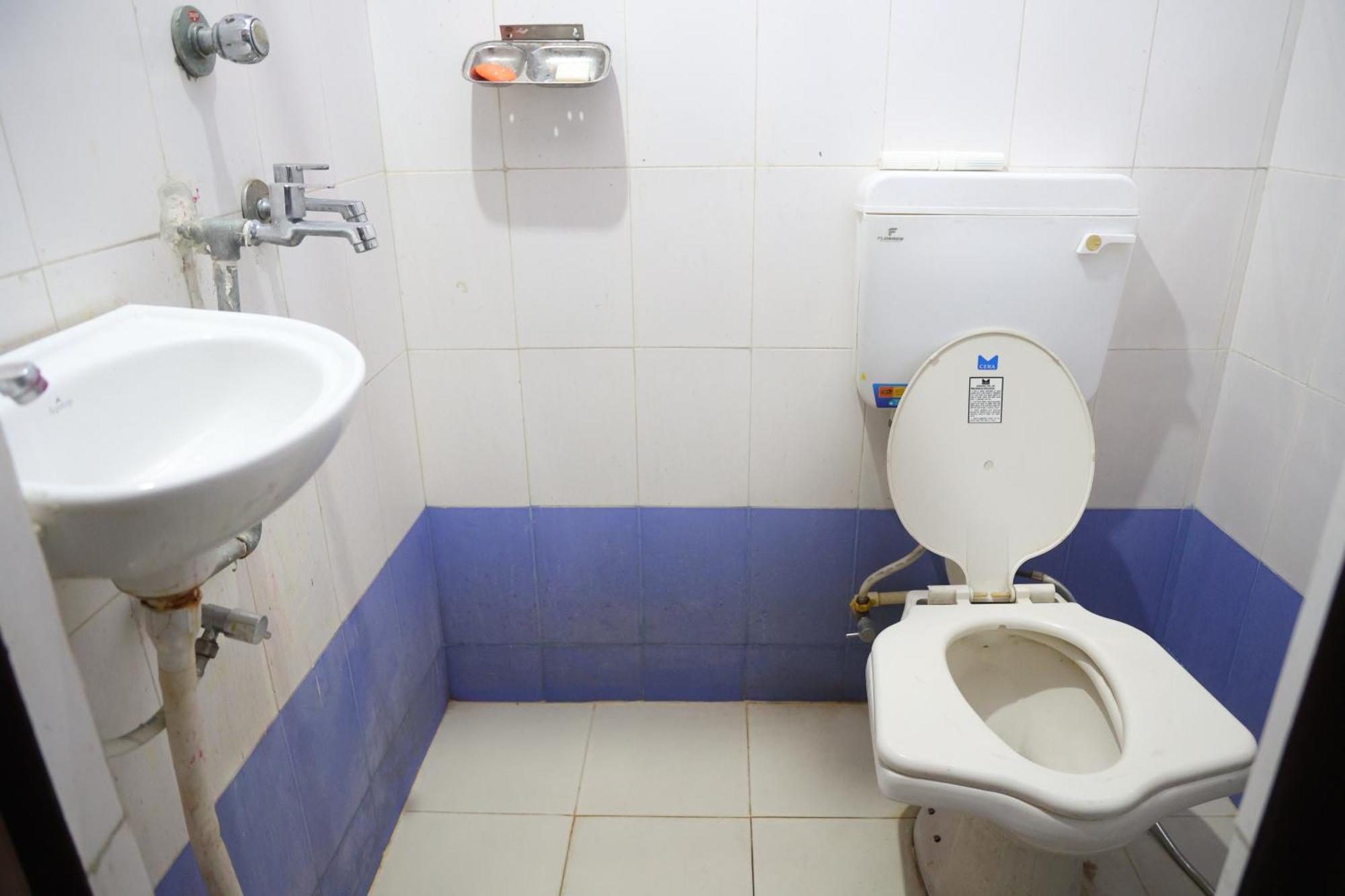 Хостел Santkripa Backpackers 400 Mtr From Railway Station Джодхпур Екстер'єр фото